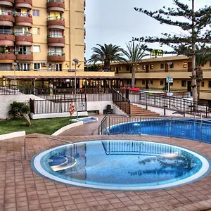 Torres Del Sol - Cristianos Apartamento